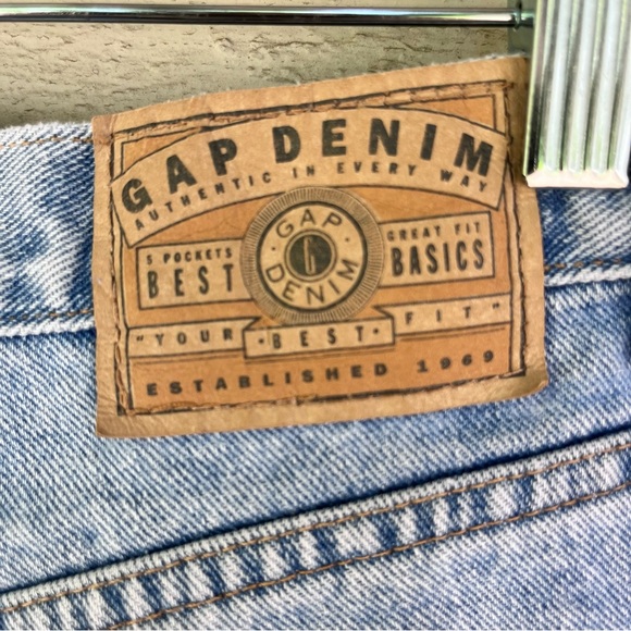Vintage Gap Denim Shorts 90s Rigid High Waist A Line Cuffed Size 28 - Picture 5 of 5